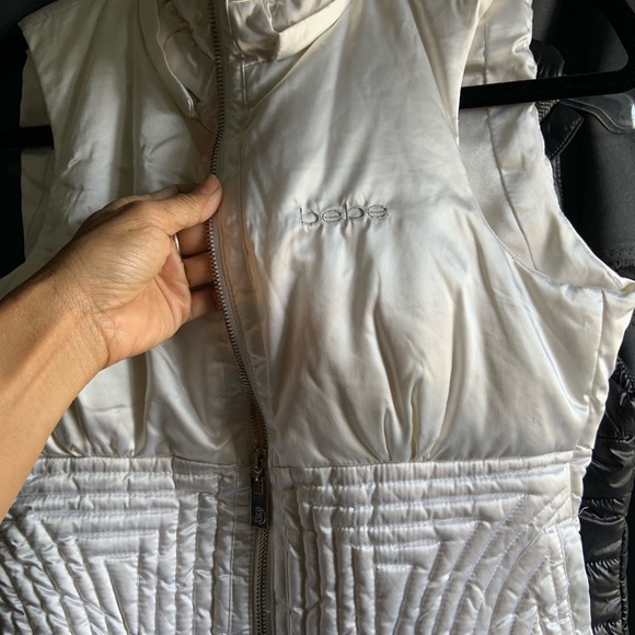 Vest - Picture 3 of 3